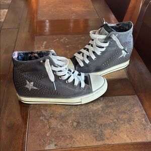 DADDY’S MONEY Hidden Wedge Hightop Star Sneakers!! AWESOME!!